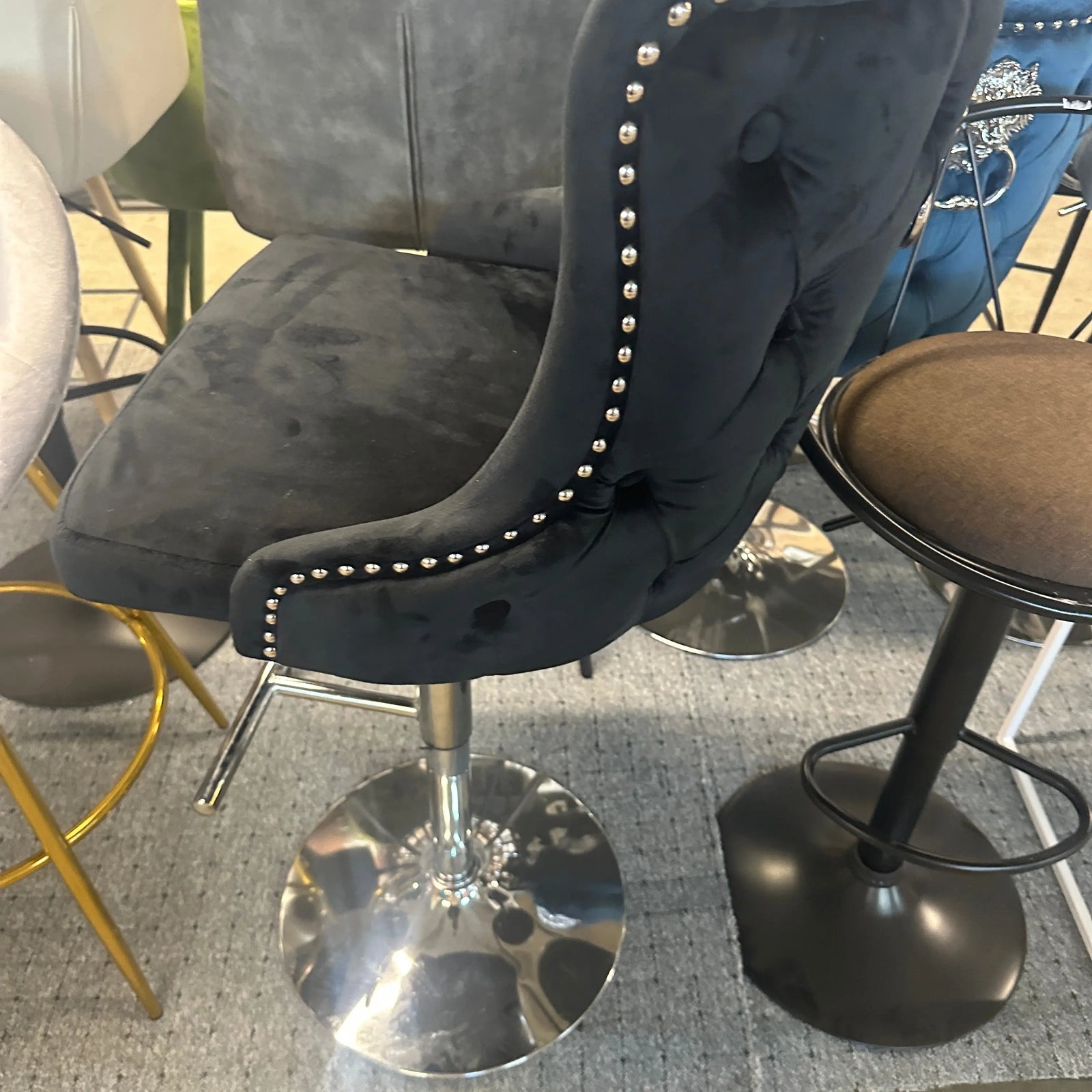 Dining Chairs, Kitchen Chairs, Armchairs, Upholstered Chairs – Grade B Stock - Marketplace