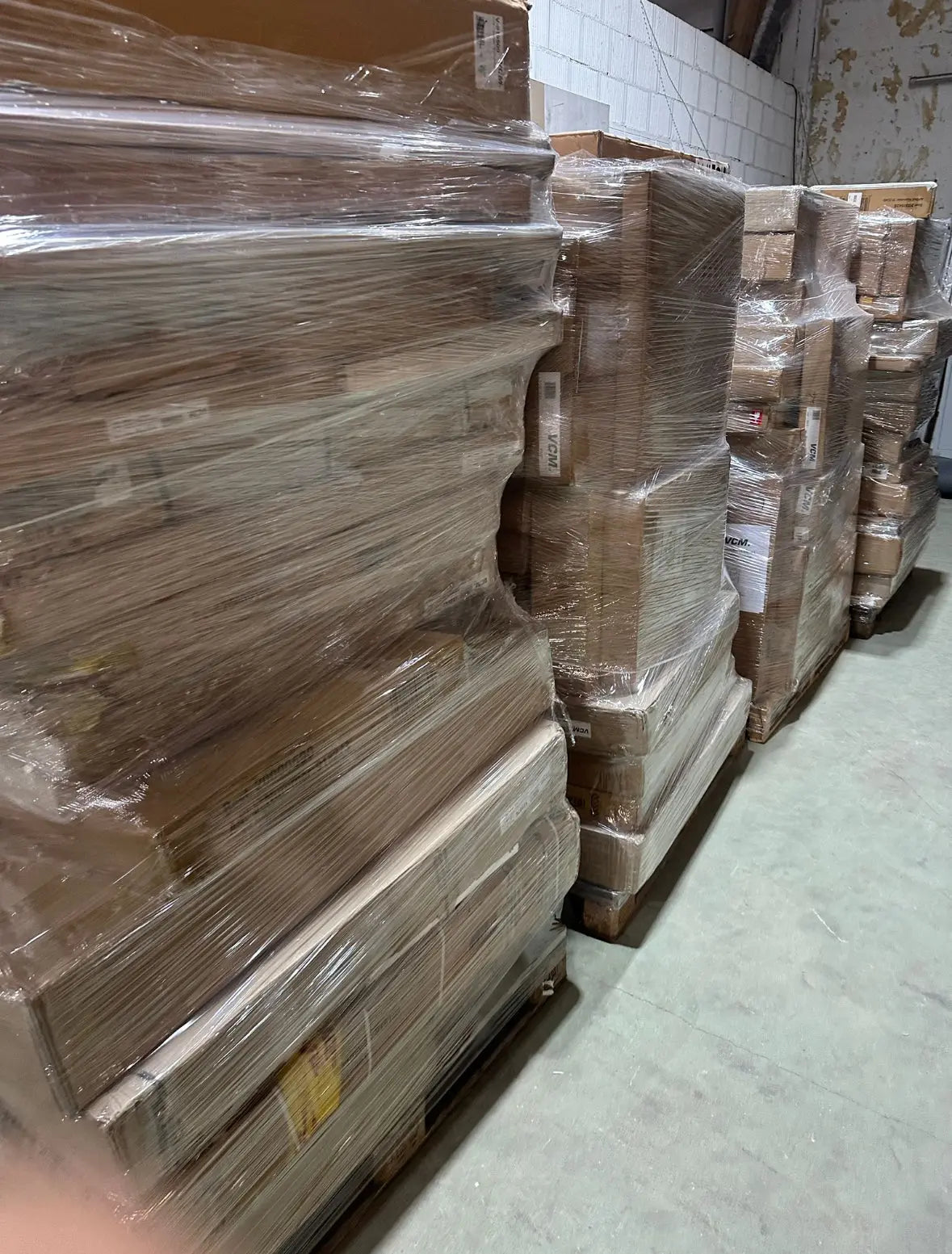 Furniture Truckloads I B-Grade - Marketplace