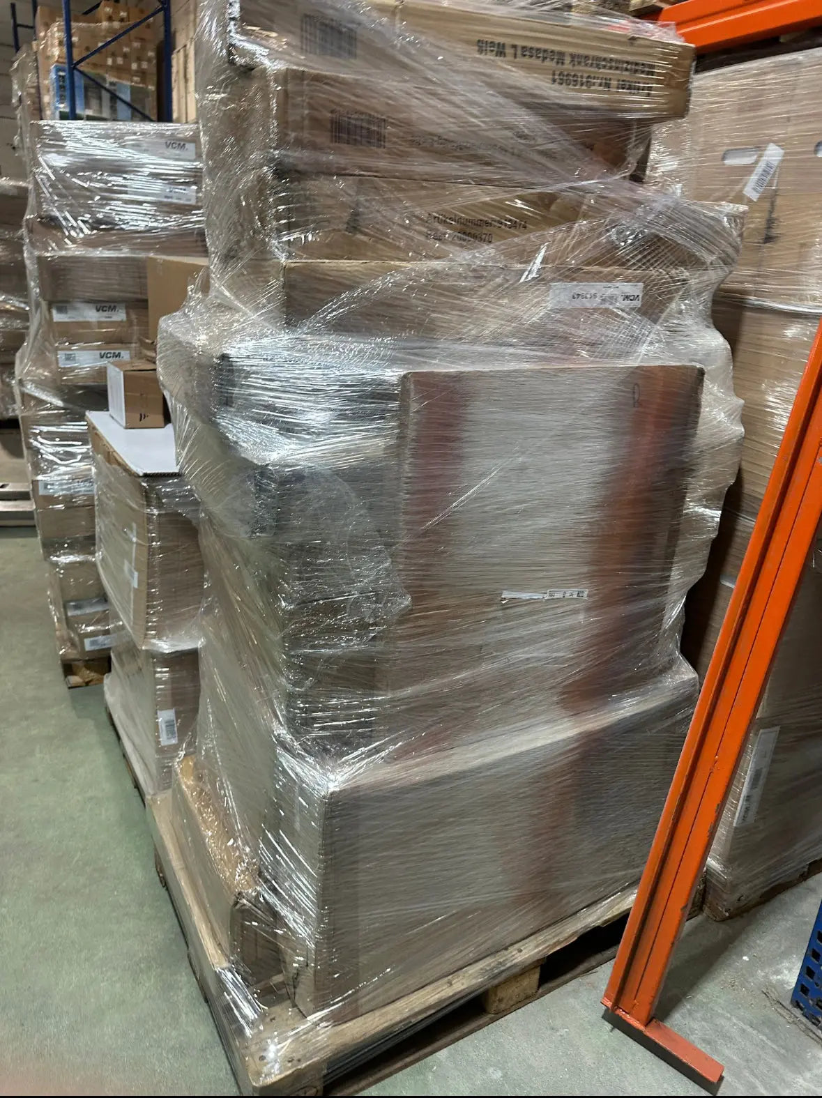 Furniture Truckloads I B-Grade - Marketplace