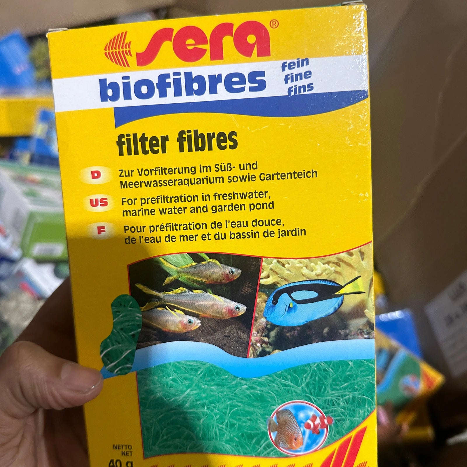 Pallets full of high-quality fish accessories for aquariums - Marketplace